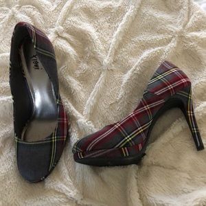 plaid pumps
